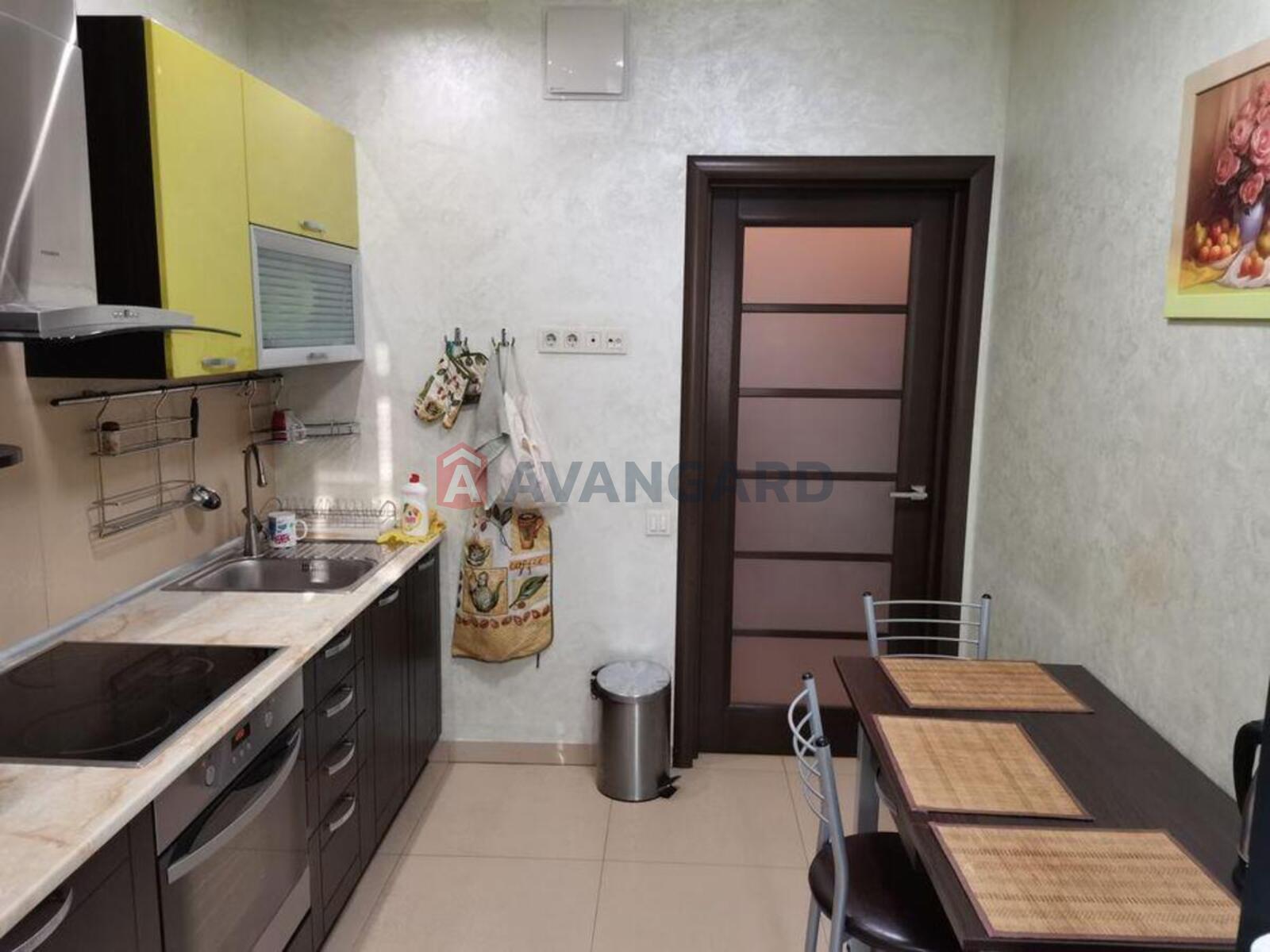 1 ����. ��������, 35/-/9 ��. �., 10/25 ���� ���� 2