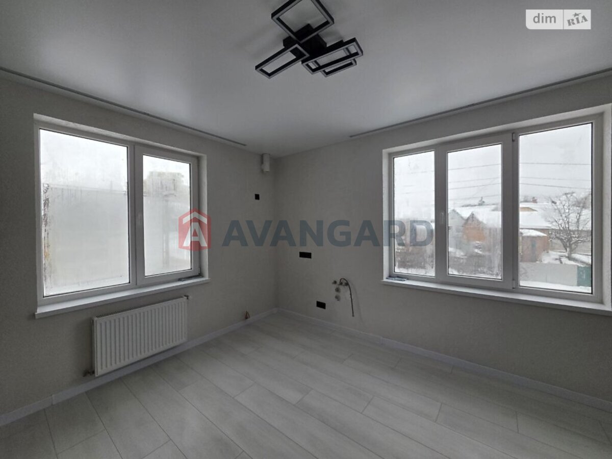 1 ��. ��������, 28/20/5 ��. �., 2/5 ������ ���� 1