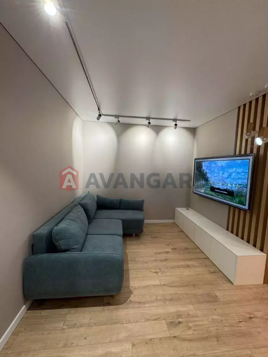 1 ��. ��������, 40/-/10 ��. �., 5/9 ������ ���� 1