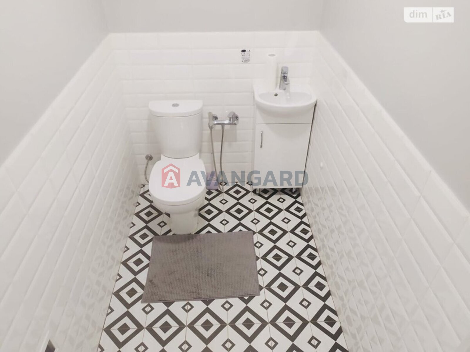 2 ��. ��������, 80/75/17 ��. �., 5/12 ������ ���� 5