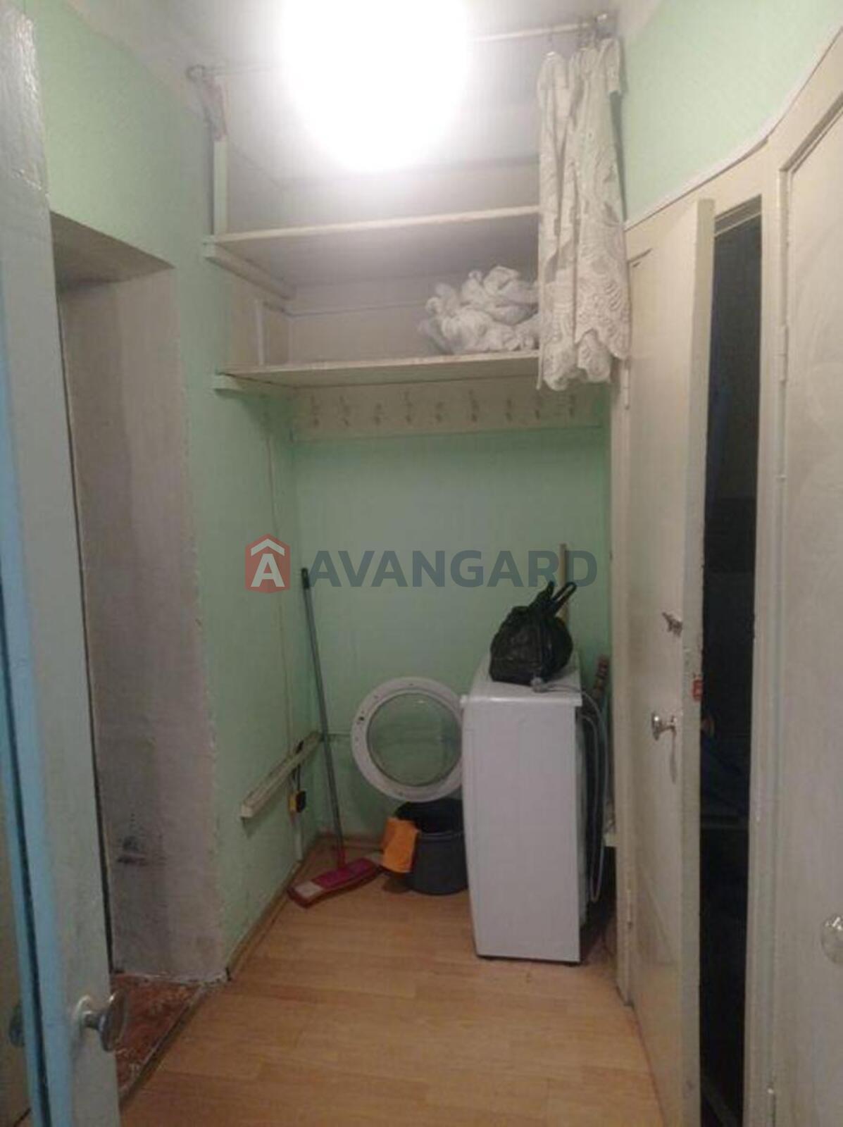 1 ��. ��������, 28/-/6 ��. �., 5/5 ������ ���� 10