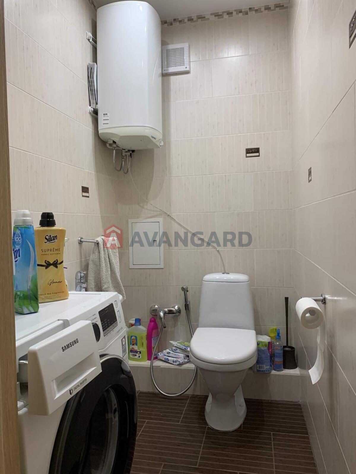 2 ��. ��������, 73/42/11 ��. �., 14/20 ������ ���� 8