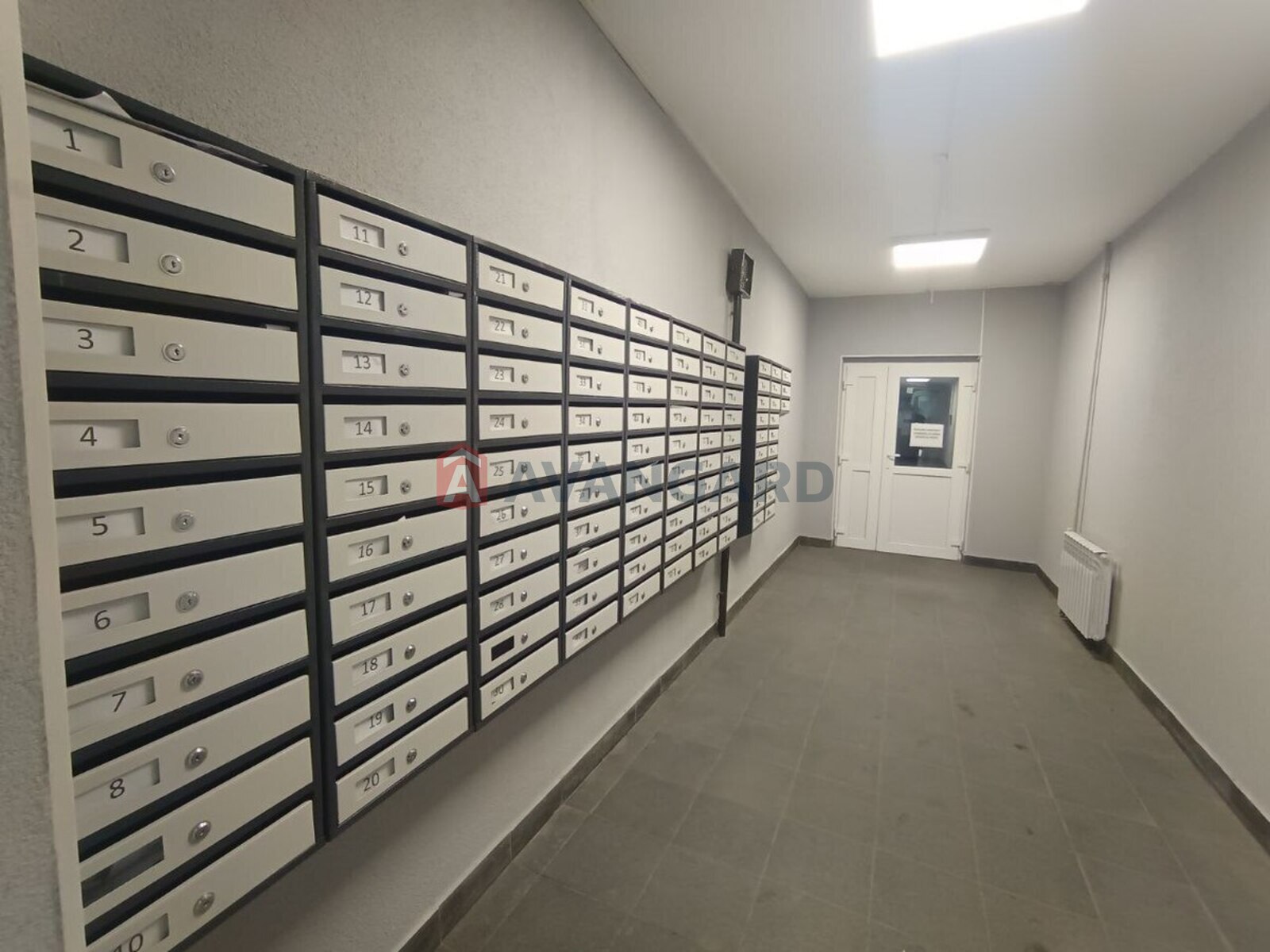 3 ��. ��������, 125/70/17 ��. �., 15/17 ������ ���� 18