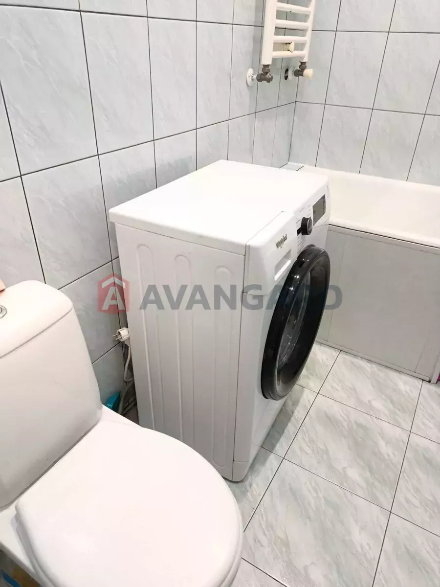 3 ����. ��������, 52/-/6 ��. �., 1/2 ���� ���� 4