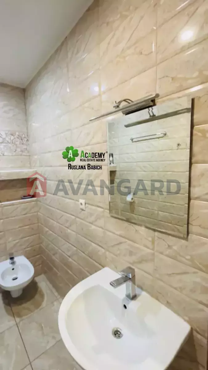 3 ��. ��������, 70/29/20 ��. �., 15/21 ������ ���� 20