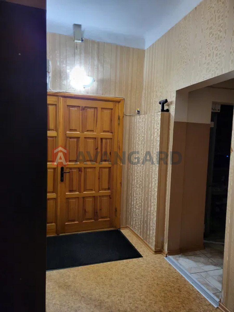 3 ��. ��������, 73/-/9 ��. �., 3/4 ������ ���� 6