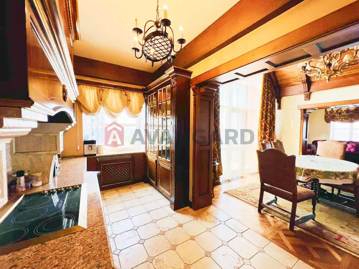 4 ��. ��������, 300/-/25 ��. �., 7/7 ������ ���� 14