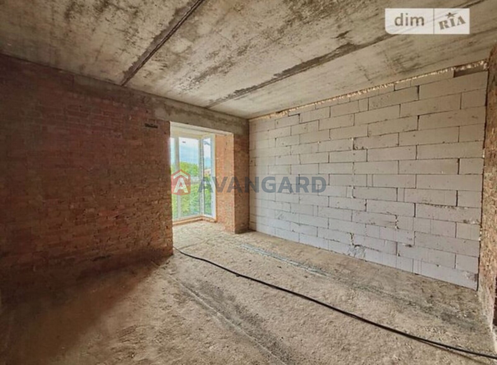 2 ��. ��������, 60/-/12 ��. �., 3/4 ������ ���� 8