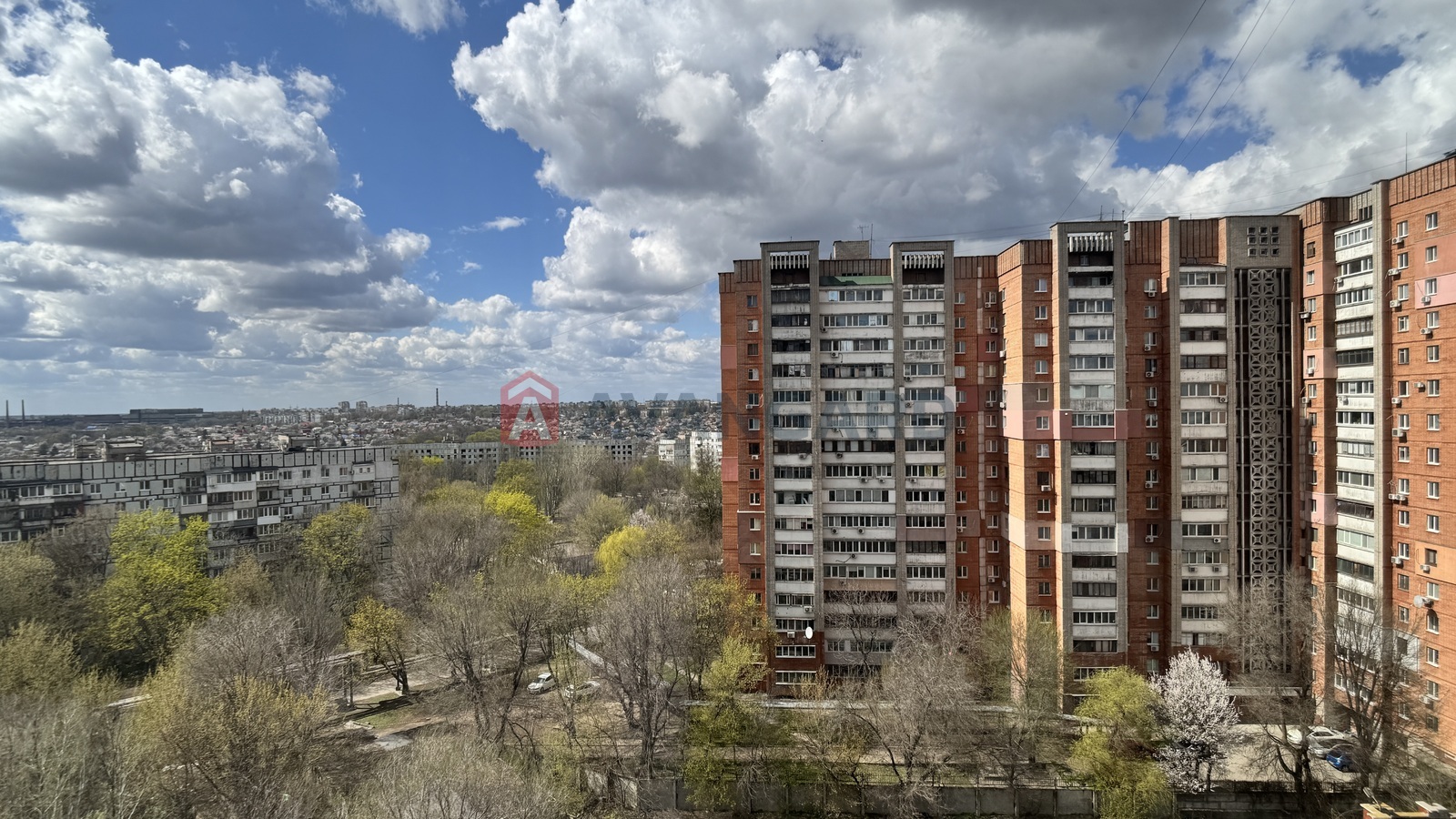 3 ��. ��������, 70/33/20 ��. �., 11/14 ������ ���� 19