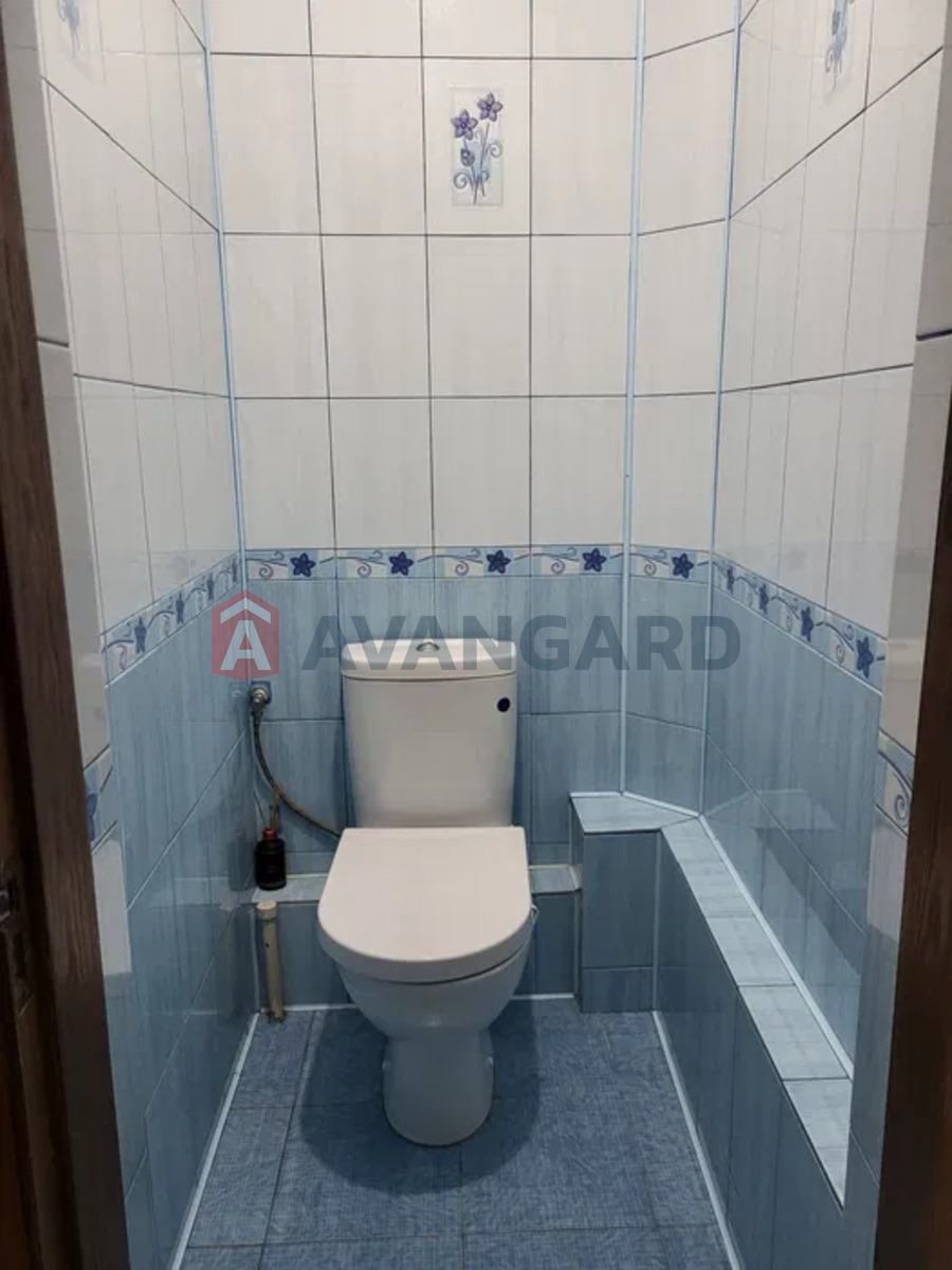 3 ��. ��������, 73/-/9 ��. �., 3/4 ������ ���� 17