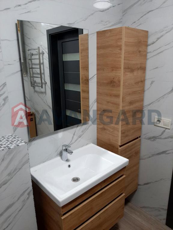 1 ��. ��������, 33/20/8 ��. �., 21/26 ������ ���� 2