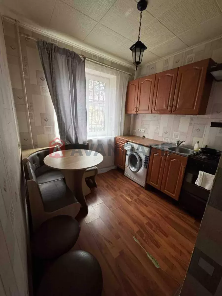 1 ��. ��������, 31/-/6 ��. �., 1/5 ������ ���� 2