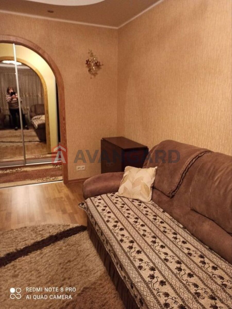 3 . , 67/-/9 . ., 3/9   4