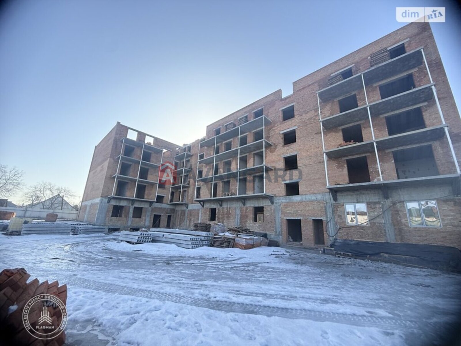 1 ����. ��������, 40/35/17 ��. �., 3/5 ���� ���� 14