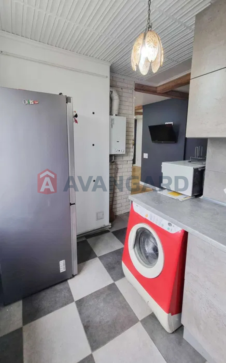 3 ��. ��������, 78/-/6 ��. �., 9/9 ������ ���� 10