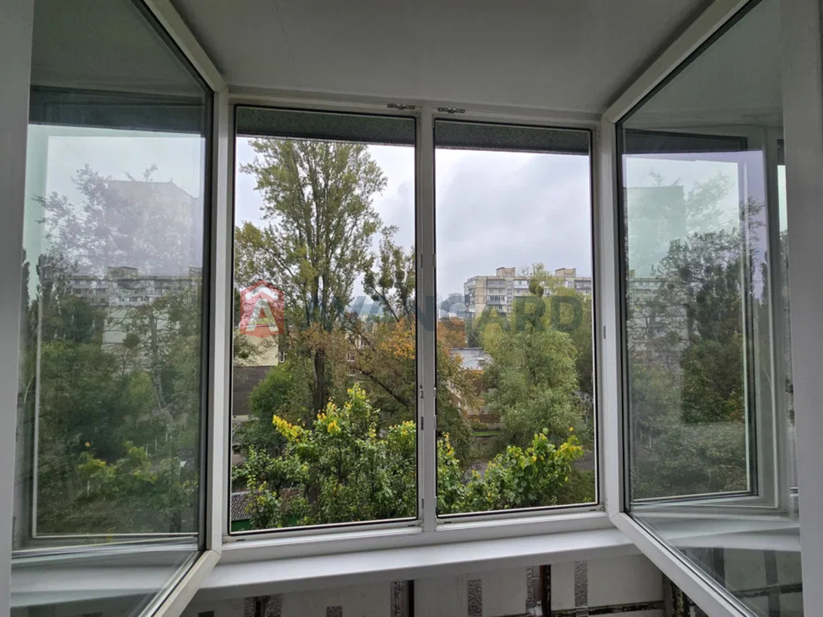 1 ��. ��������, 37/-/6 ��. �., 6/9 ������ ���� 1