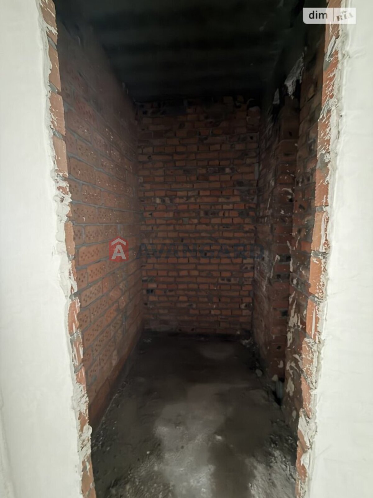 2 ��. ��������, 57/-/- ��. �., 6/10 ������ ���� 5