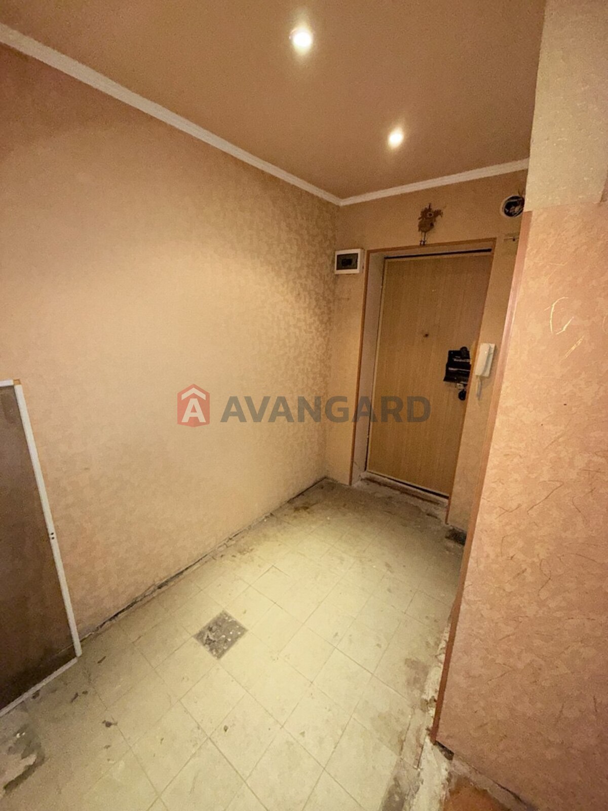 1 ��. ��������, 38/7/6 ��. �., 6/9 ������ ���� 4