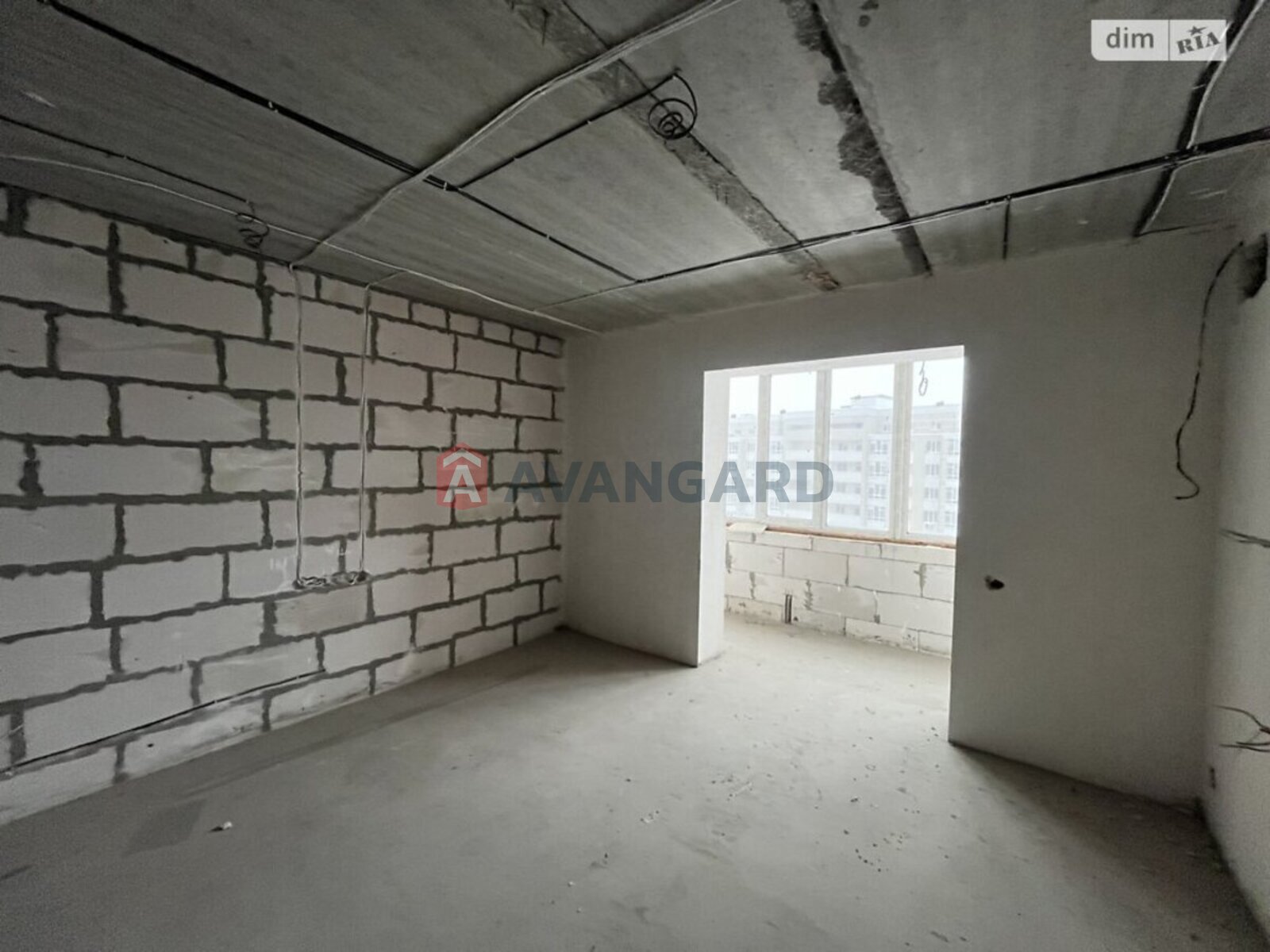 2 ��. ��������, 124/42/52 ��. �., 10/14 ������ ���� 11