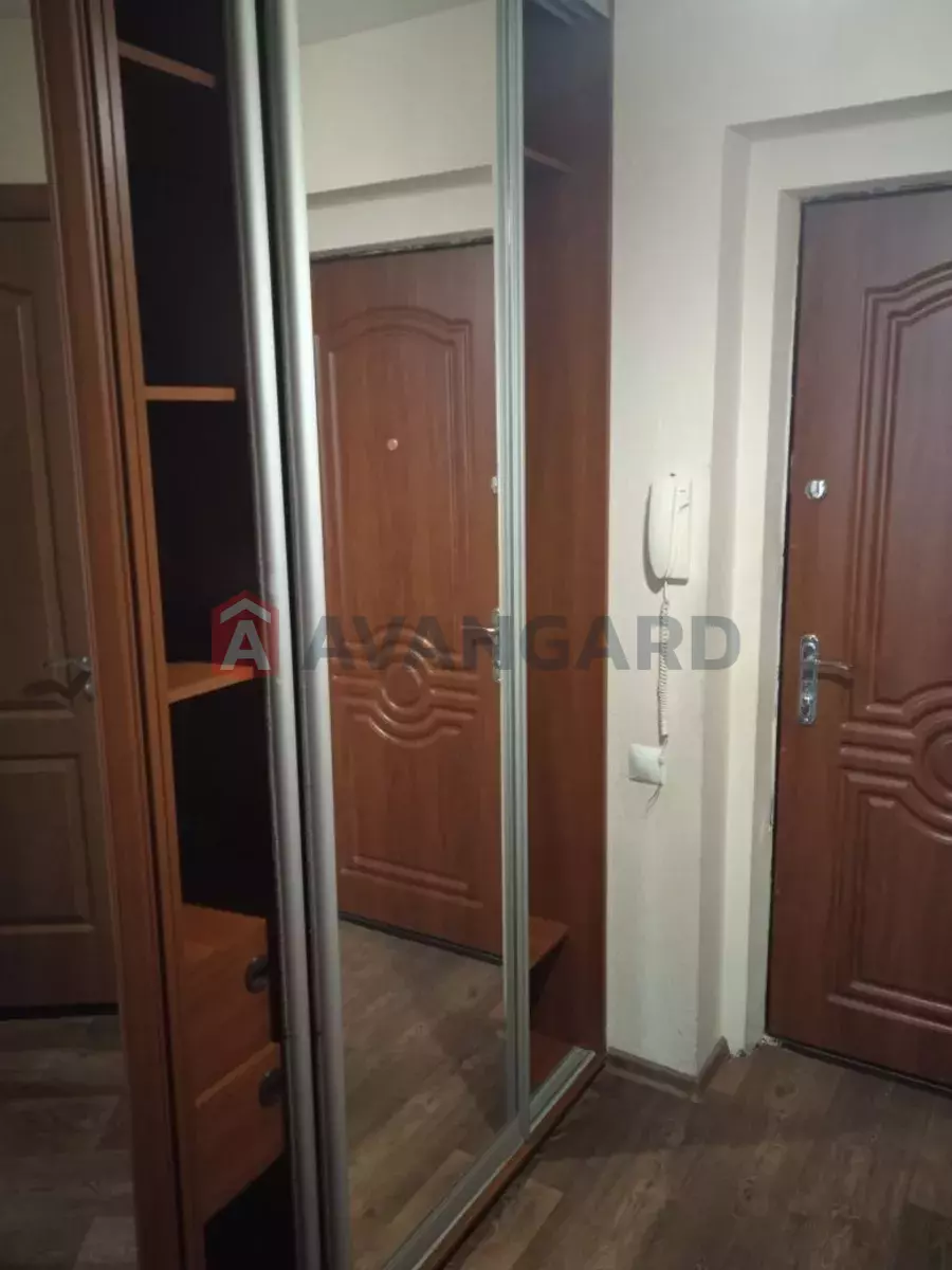 1 ��. ��������, 40/-/7 ��. �., 13/14 ������ ���� 9