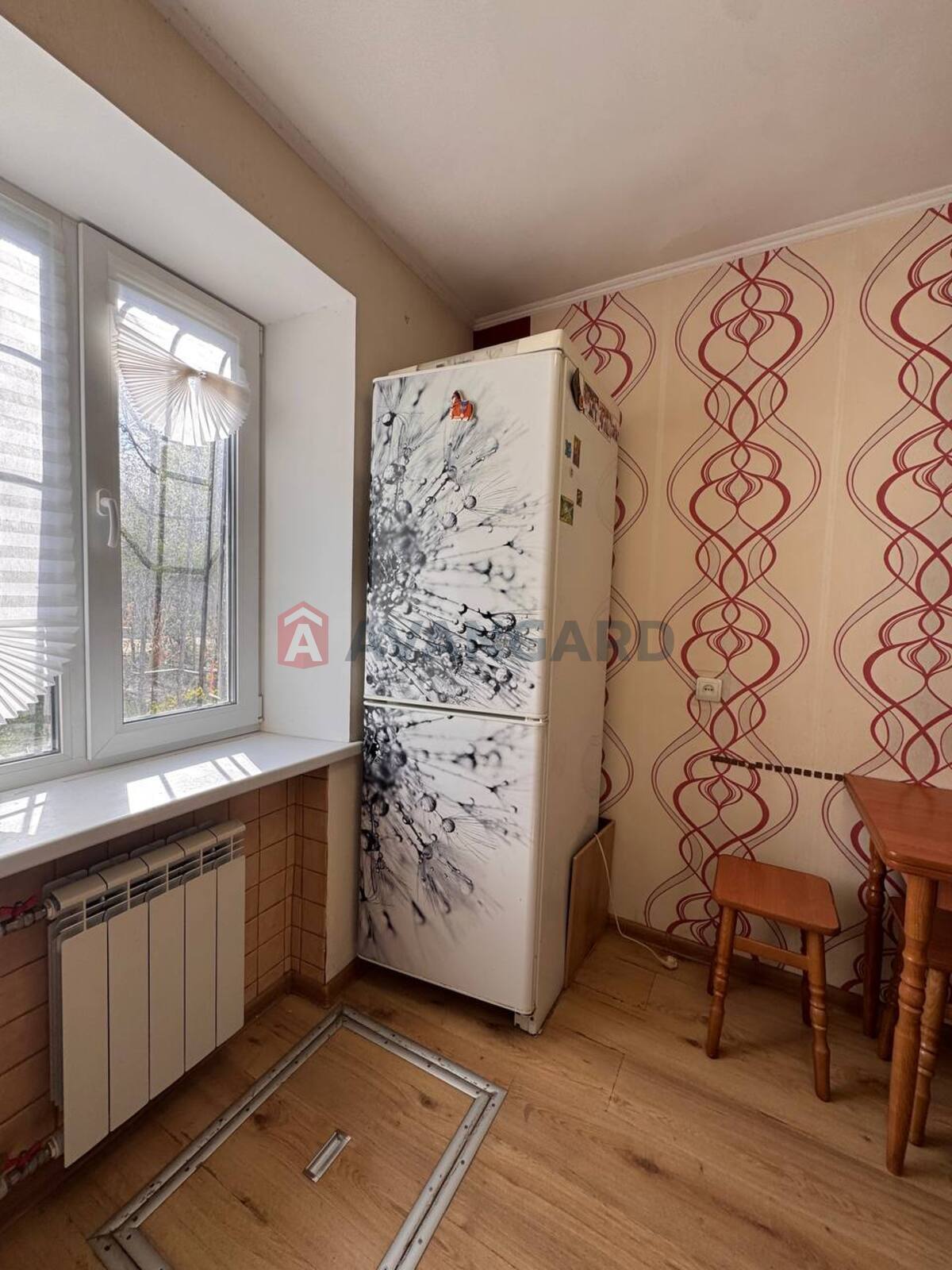 2 ��. ��������, 48/-/7 ��. �., 1/5 ������ ���� 6