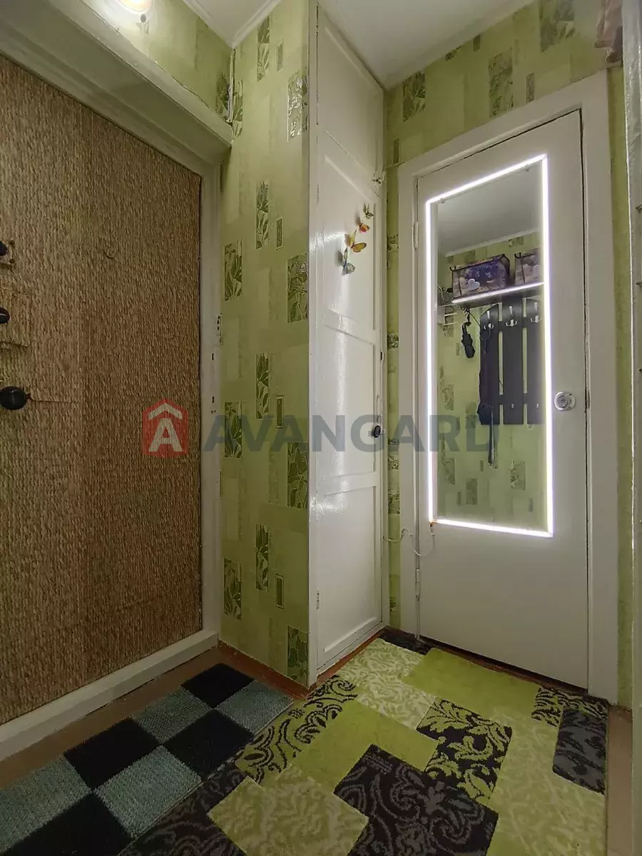 1 . , 22/-/5 . ., 8/9   4