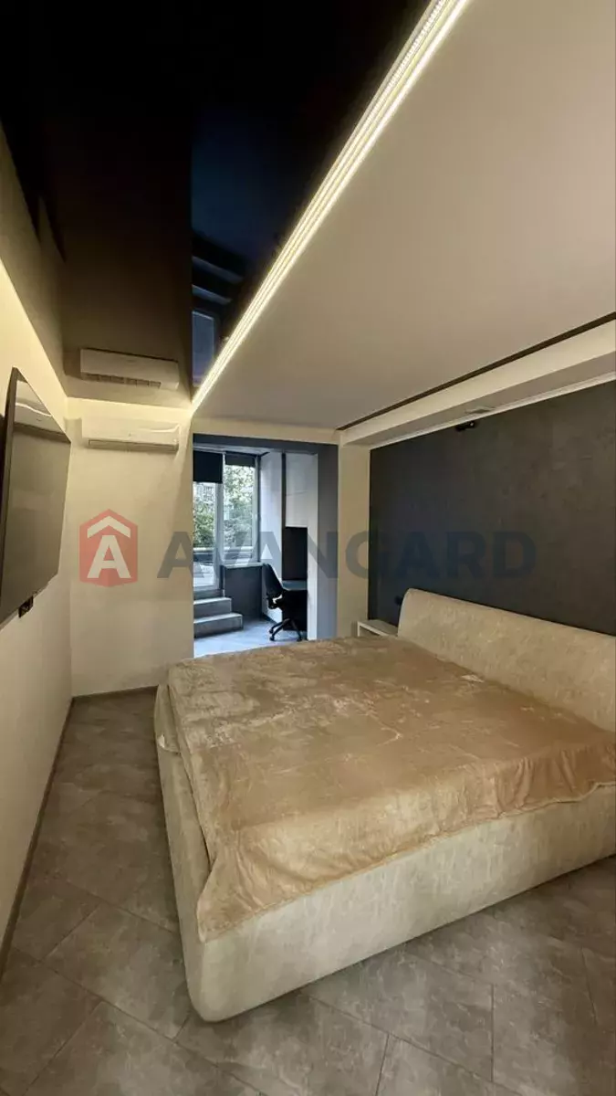 2 ��. ��������, 79/-/30 ��. �., 2/12 ������ ���� 3