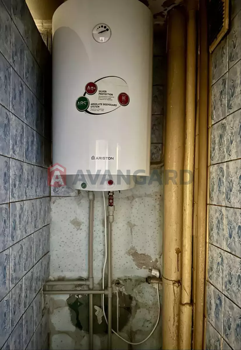 3 ��. ��������, 63/-/8 ��. �., 4/9 ������ ���� 13