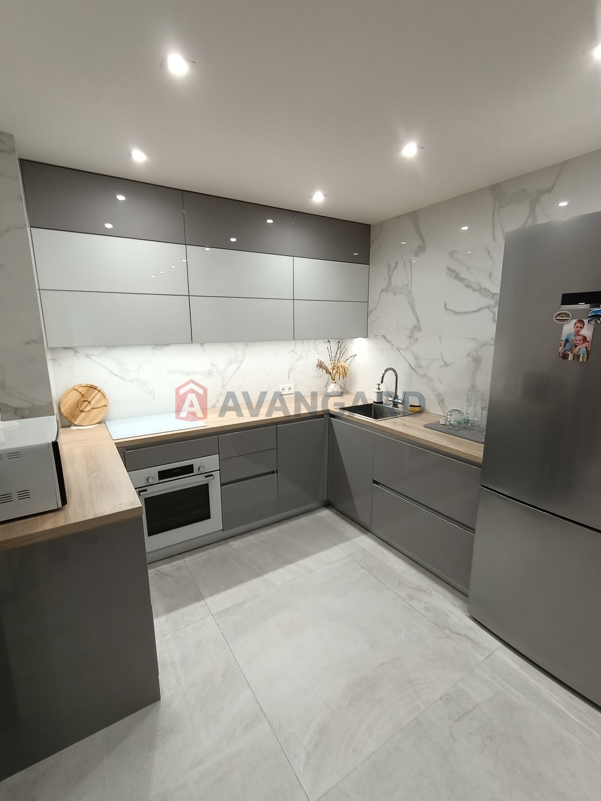 4 кім. квартира, 96/-/25 кв. м., 10/10 поверх фото 1 4 кім. квартира, 96/-/25 кв. м., 10/10 поверх фото 1