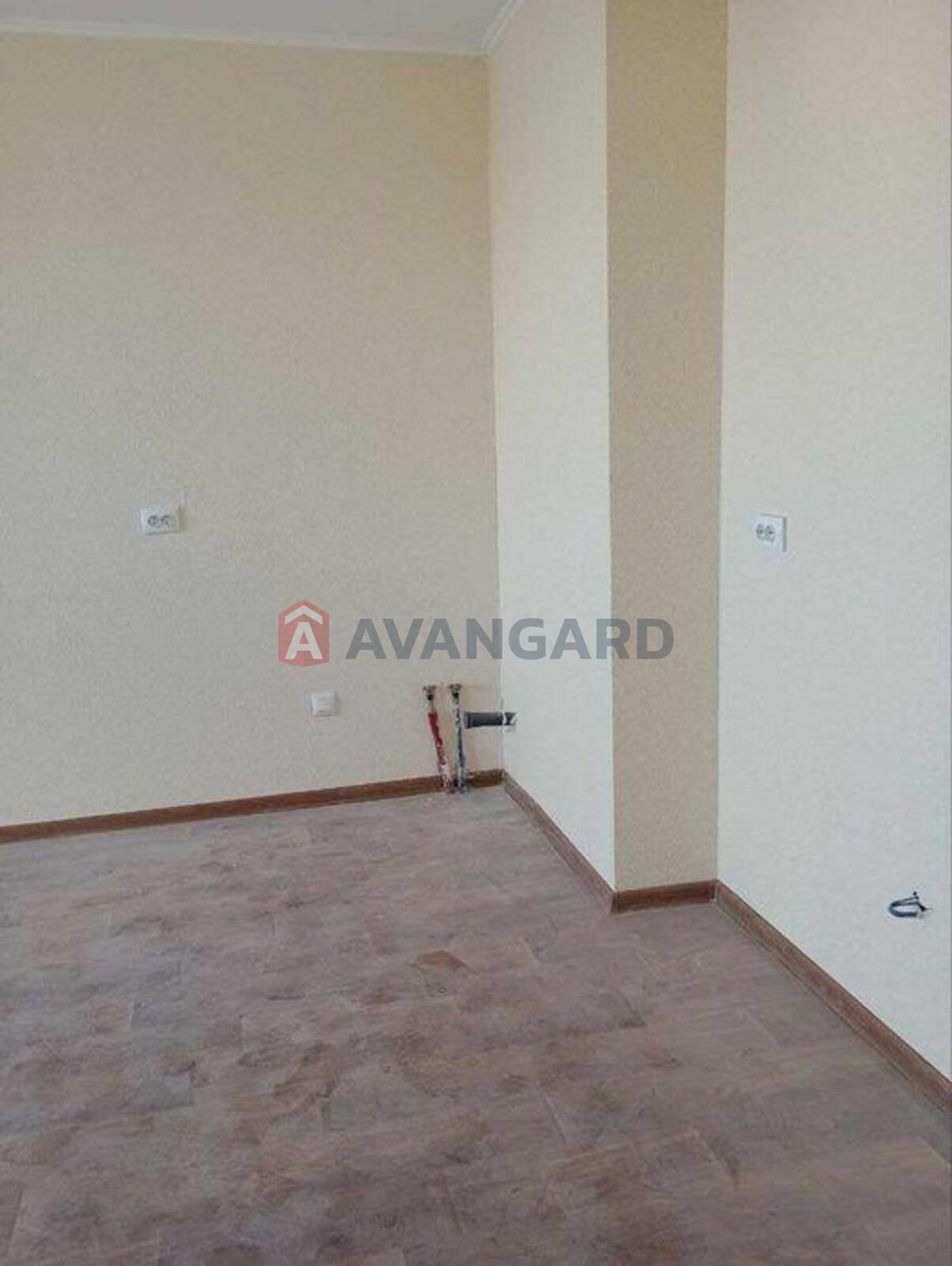 2 ��. ��������, 77/-/17 ��. �., 19/25 ������ ���� 7