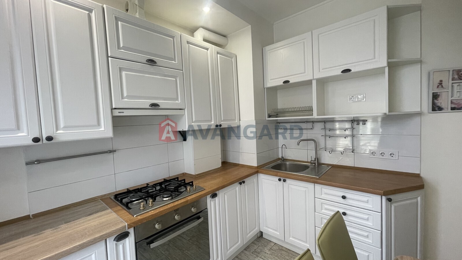 1 ��. ��������, 32/-/7 ��. �., 2/8 ������ ���� 2