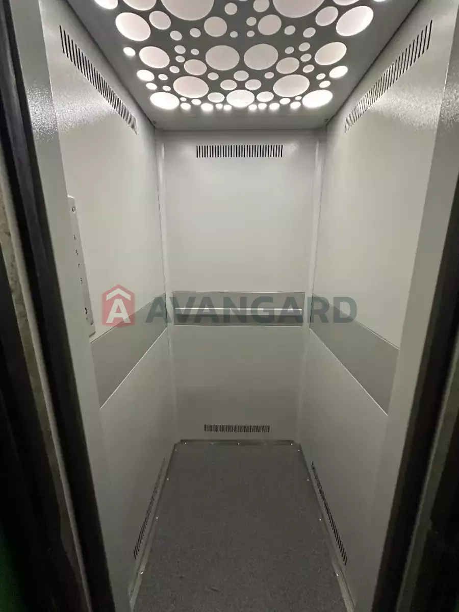 3 ��. ��������, 73/-/- ��. �., 4/9 ������ ���� 18