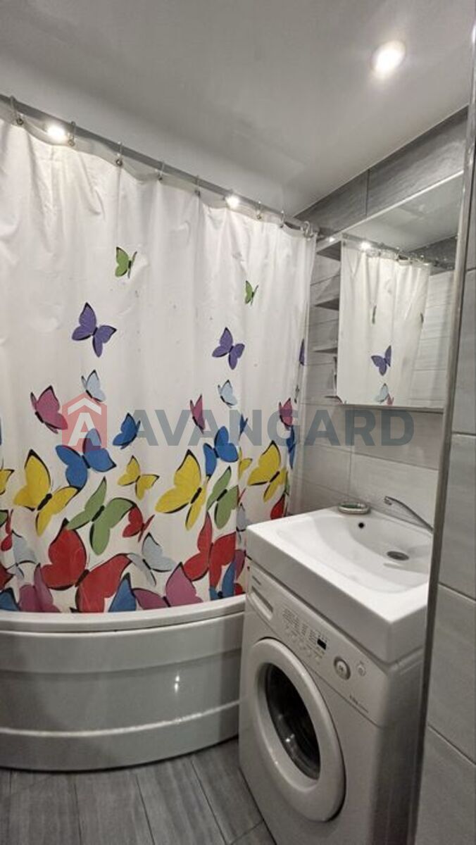 1 ��. ��������, 39/-/12 ��. �., 5/5 ������ ���� 5