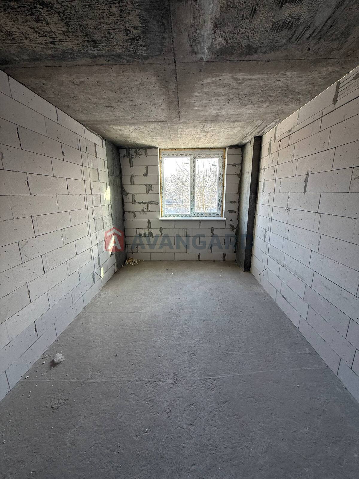 2 ��. ��������, 62/33/15 ��. �., 3/10 ������ ���� 14