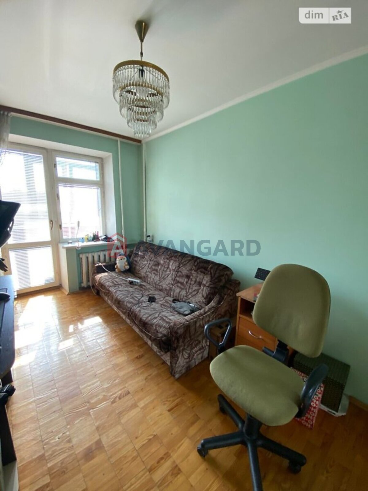 3 ��. ��������, 61/36/9 ��. �., 5/9 ������ ���� 17