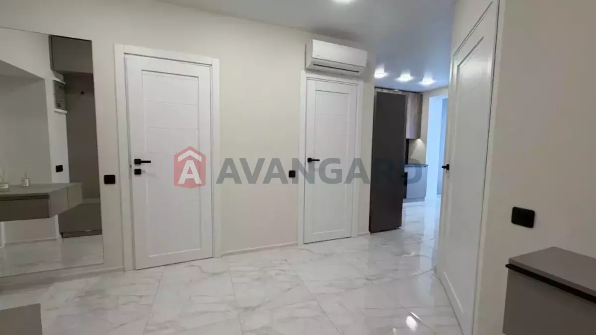 1 ��. ��������, 44/-/12 ��. �., 9/10 ������ ���� 6