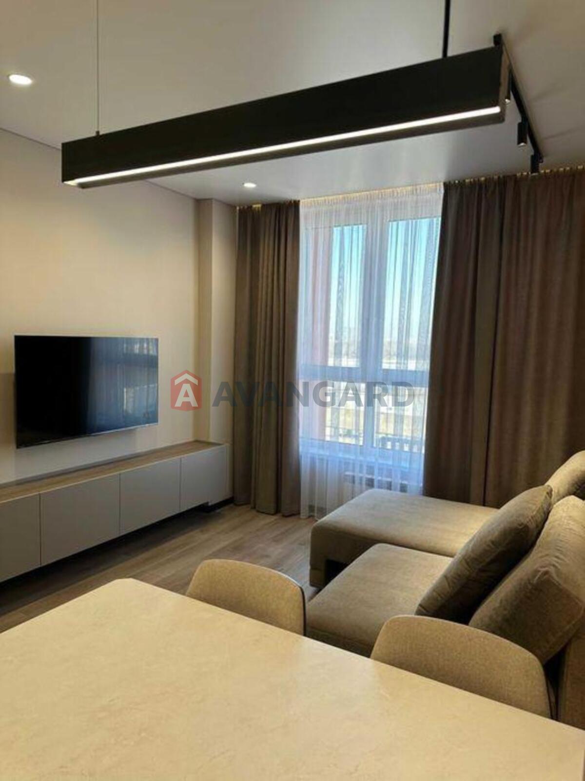 1 ��. ��������, 42/-/18 ��. �., 6/26 ������ ���� 13