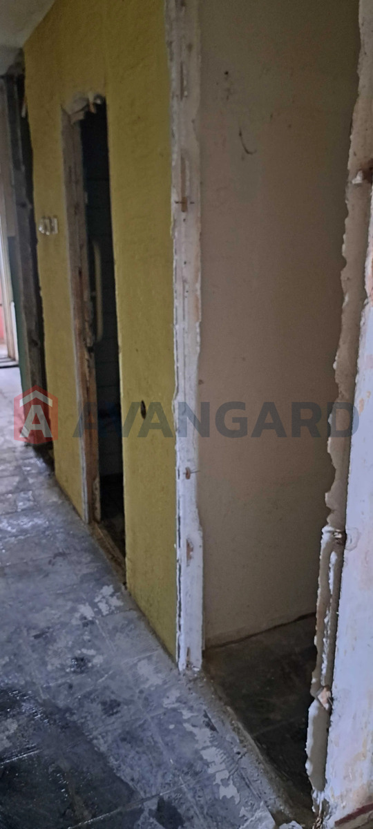 3 . , 68.5/-/9 . ., 5/9   3