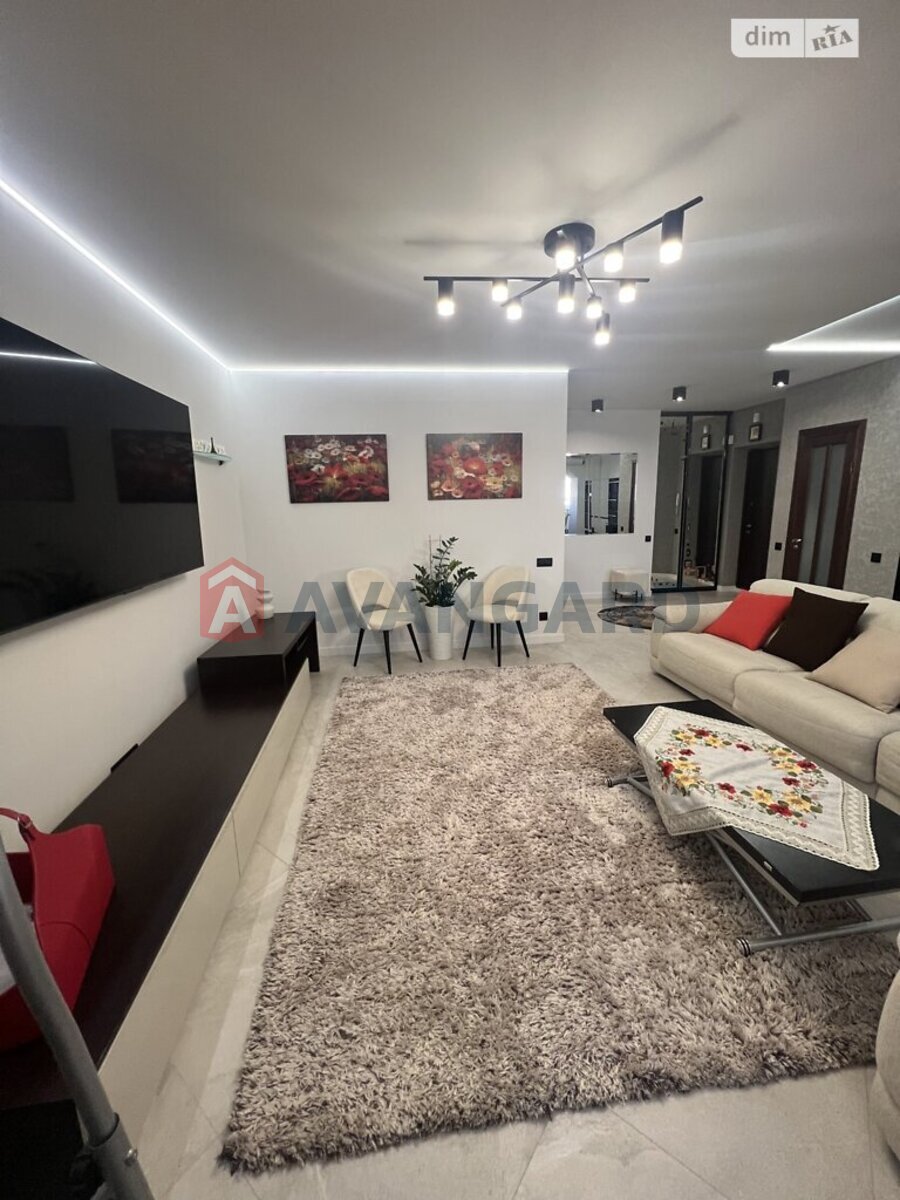 3 ��. ��������, 94/53/- ��. �., 7/9 ������ ���� 3