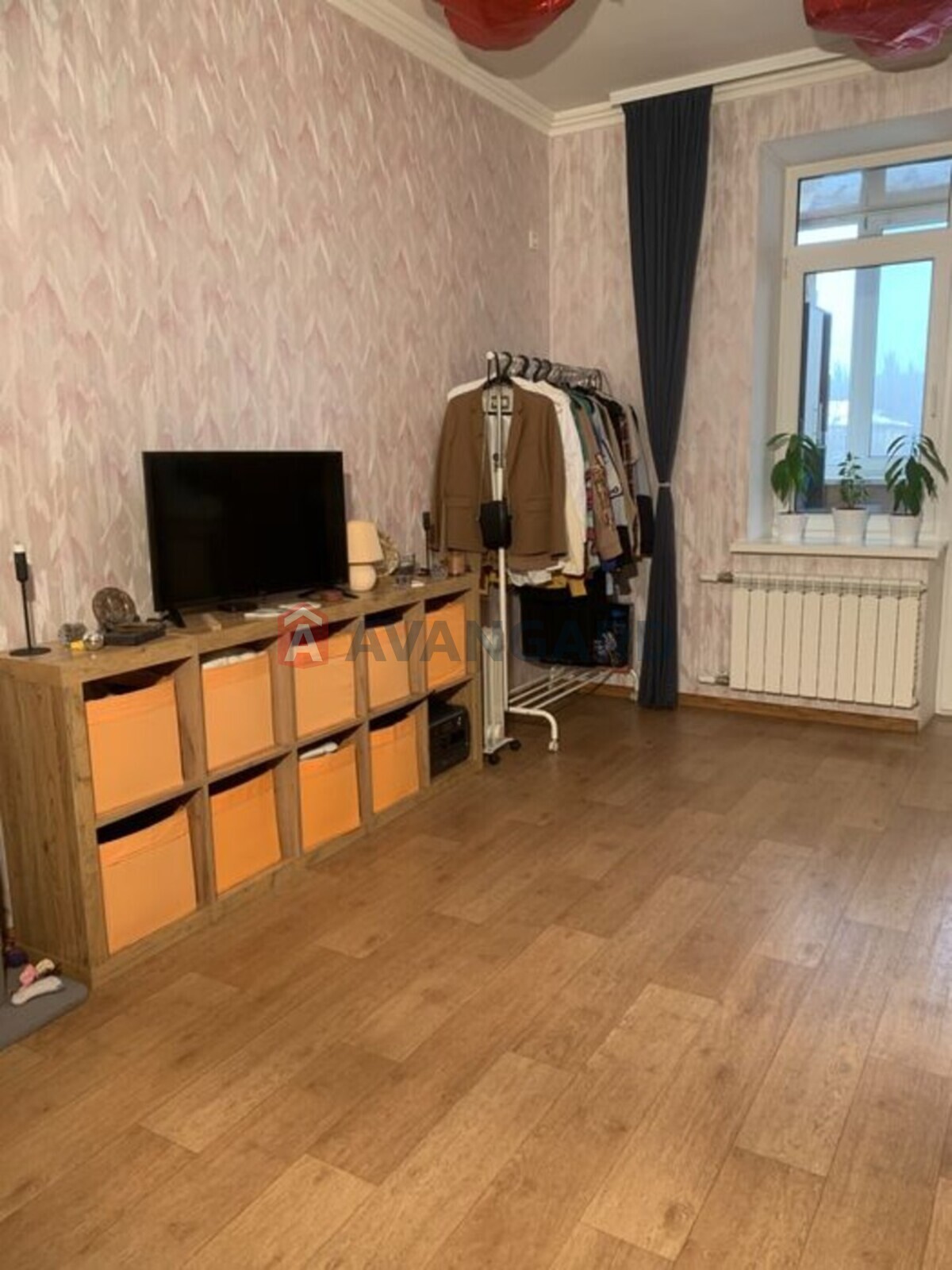 2 ����. ��������, 52/-/7 ��. �., 4/4 ���� ���� 12