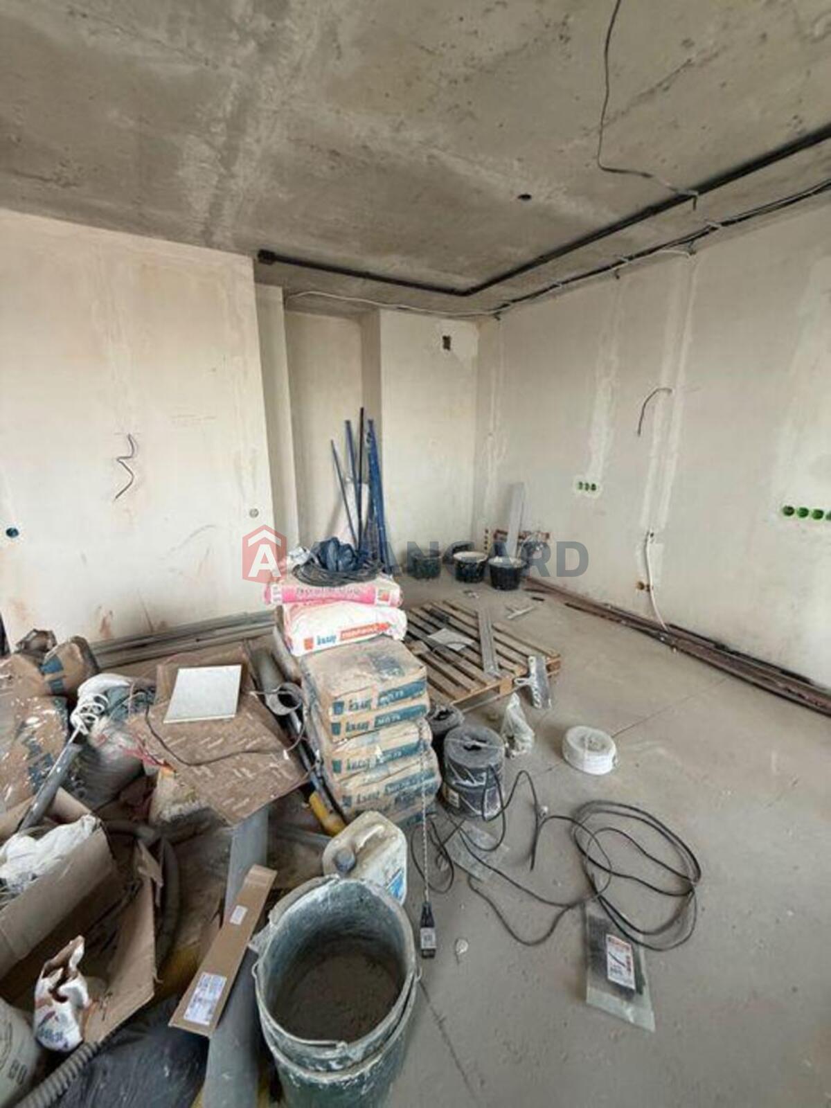 3 ��. ��������, 87/-/16 ��. �., 21/24 ������ ���� 8