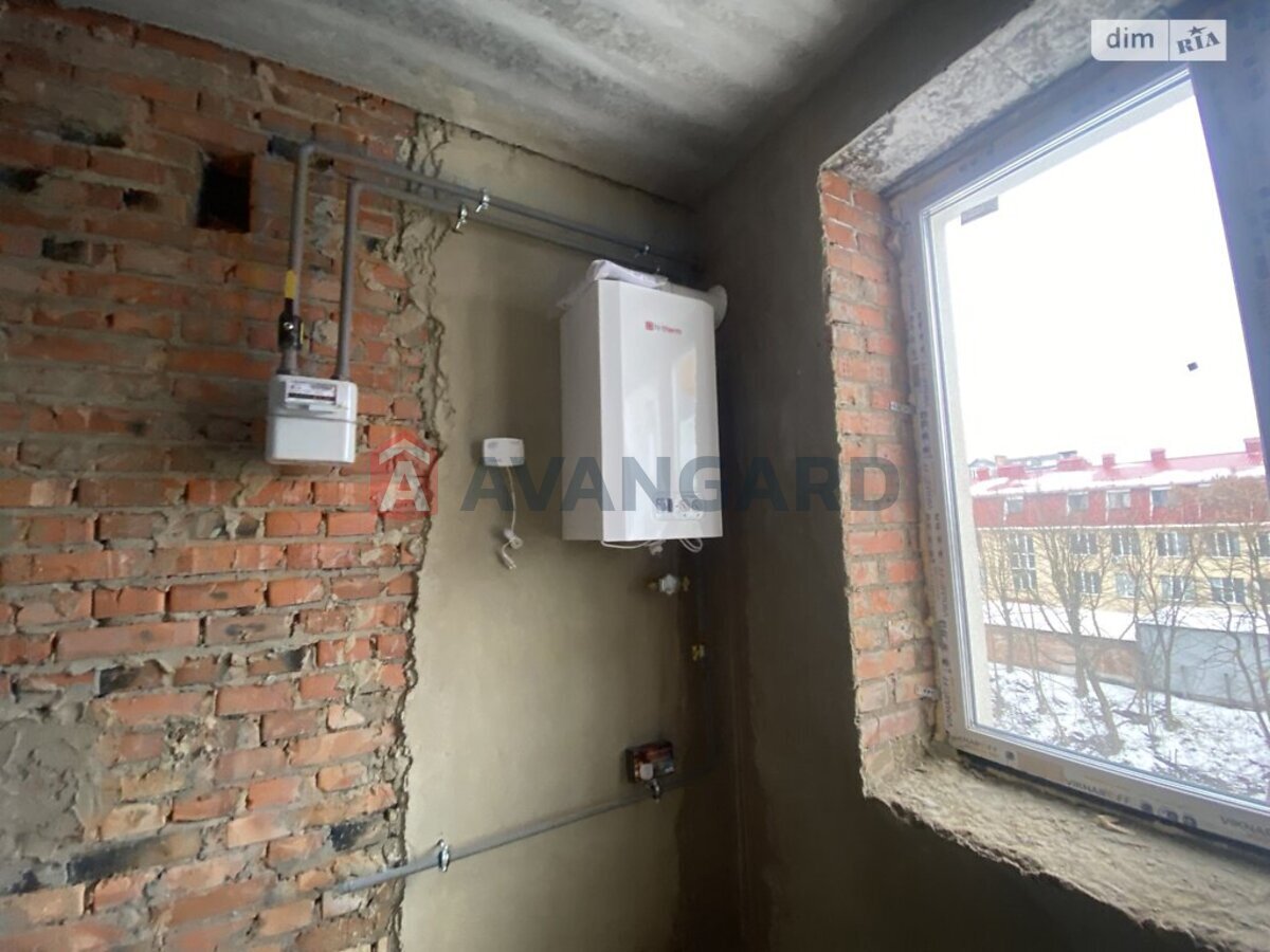 1 ����. ��������, 39/19/11 ��. �., 7/11 ���� ���� 3