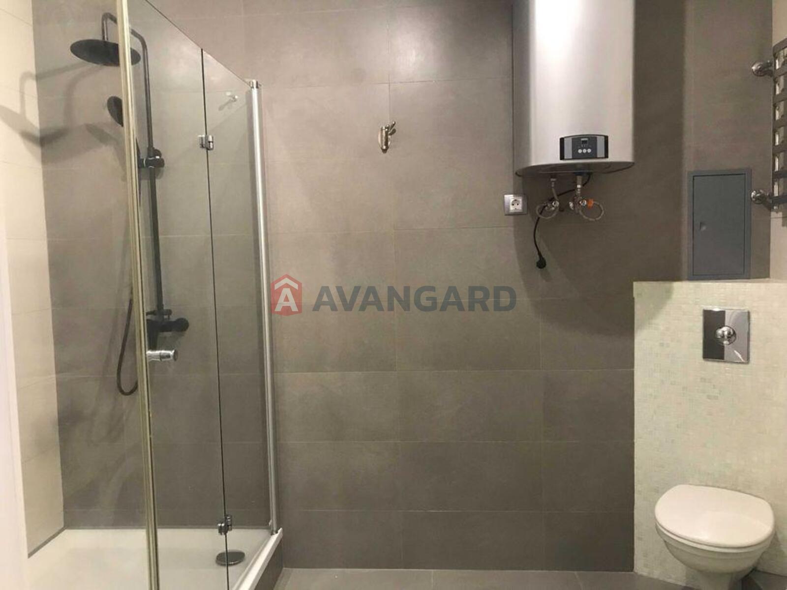 4 ��. ��������, 142/-/20 ��. �., 13/24 ������ ���� 10