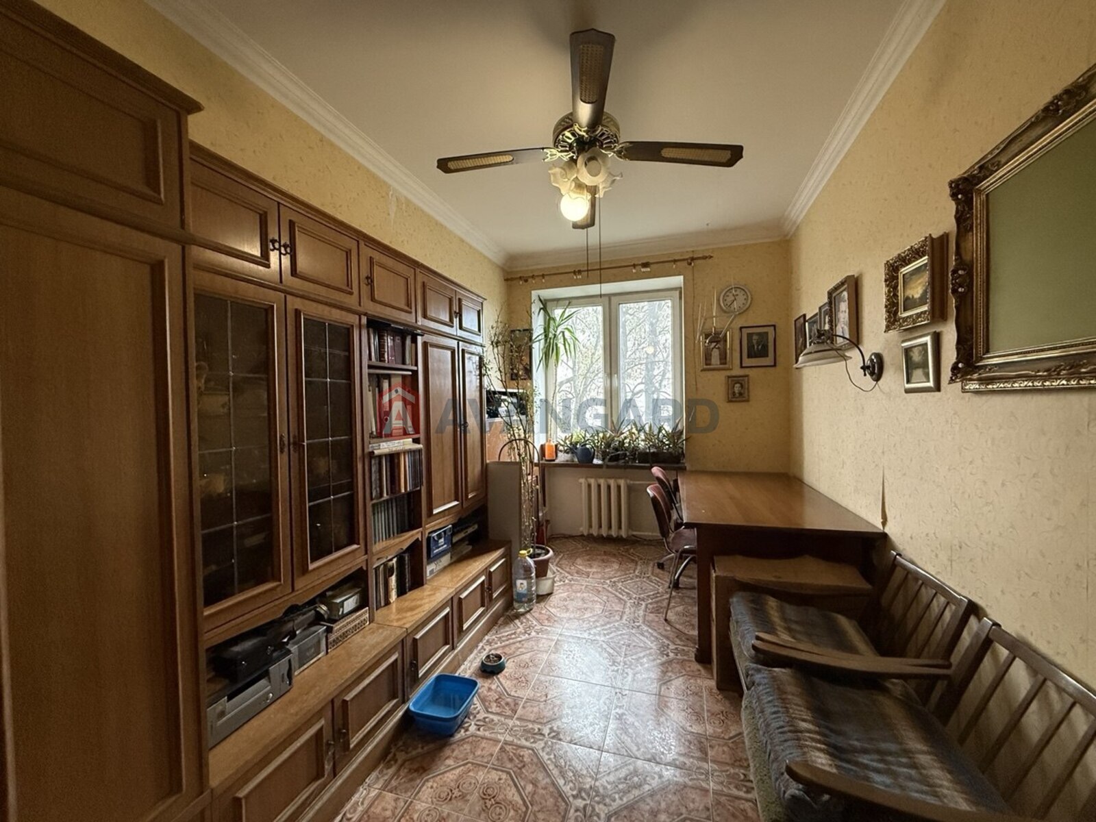 3 ��. ��������, 63,2/42,5/7 ��. �., 3/5 ������ ���� 12