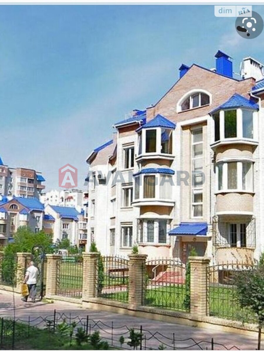 3 ��. ��������, 95/-/- ��. �., 3/4 ������ ���� 2