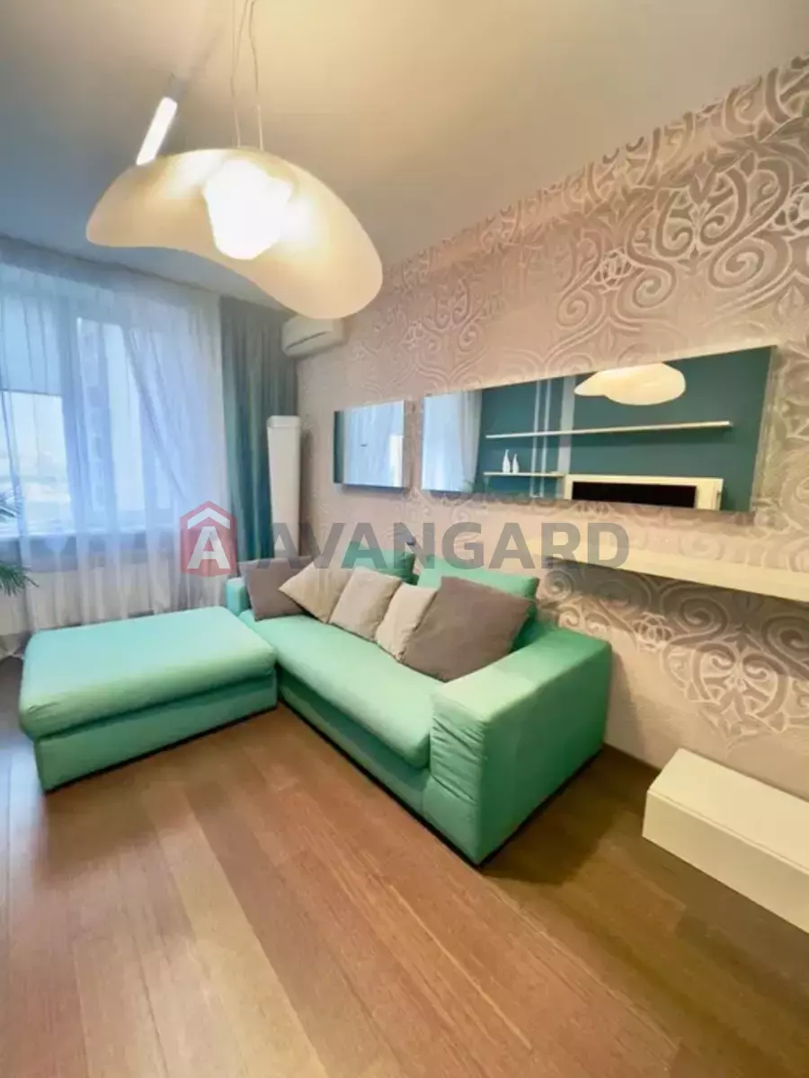 2 ��. ��������, 63/-/10 ��. �., 6/12 ������ ���� 4