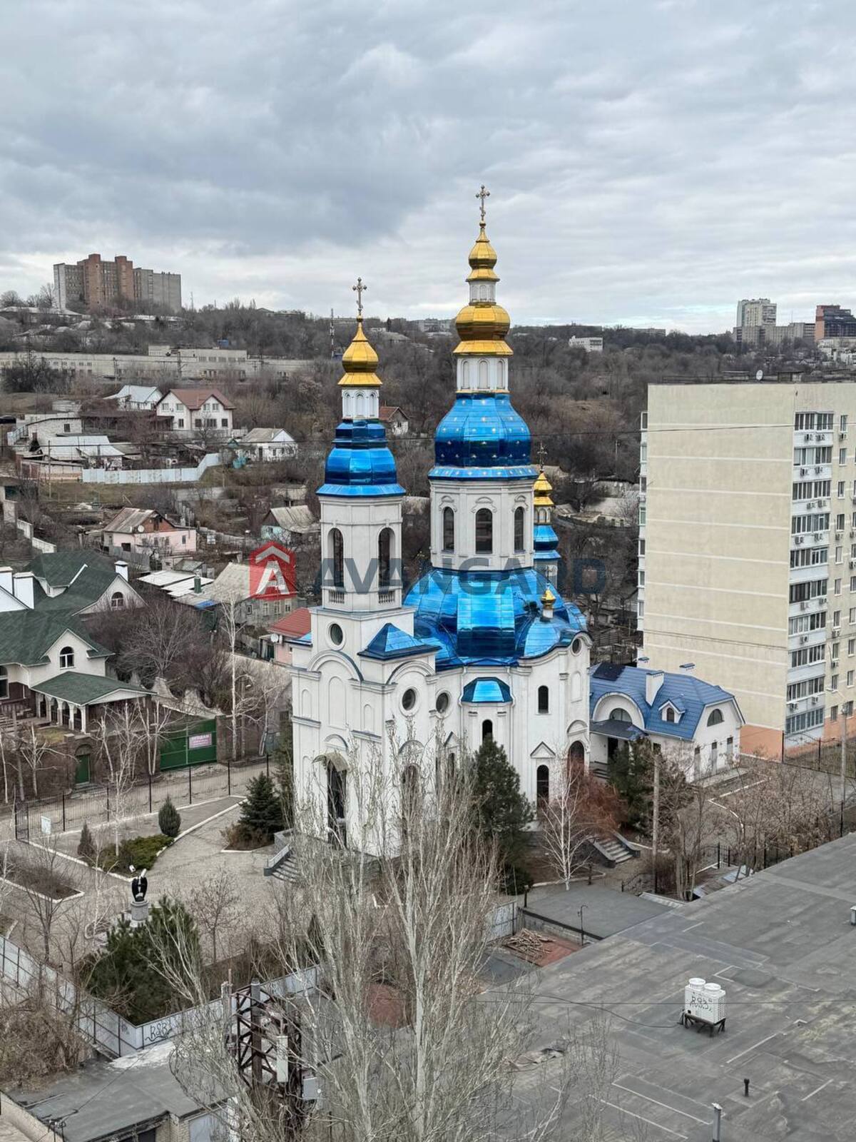 2 ��. ��������, 56/30/14 ��. �., 10/12 ������ ���� 11