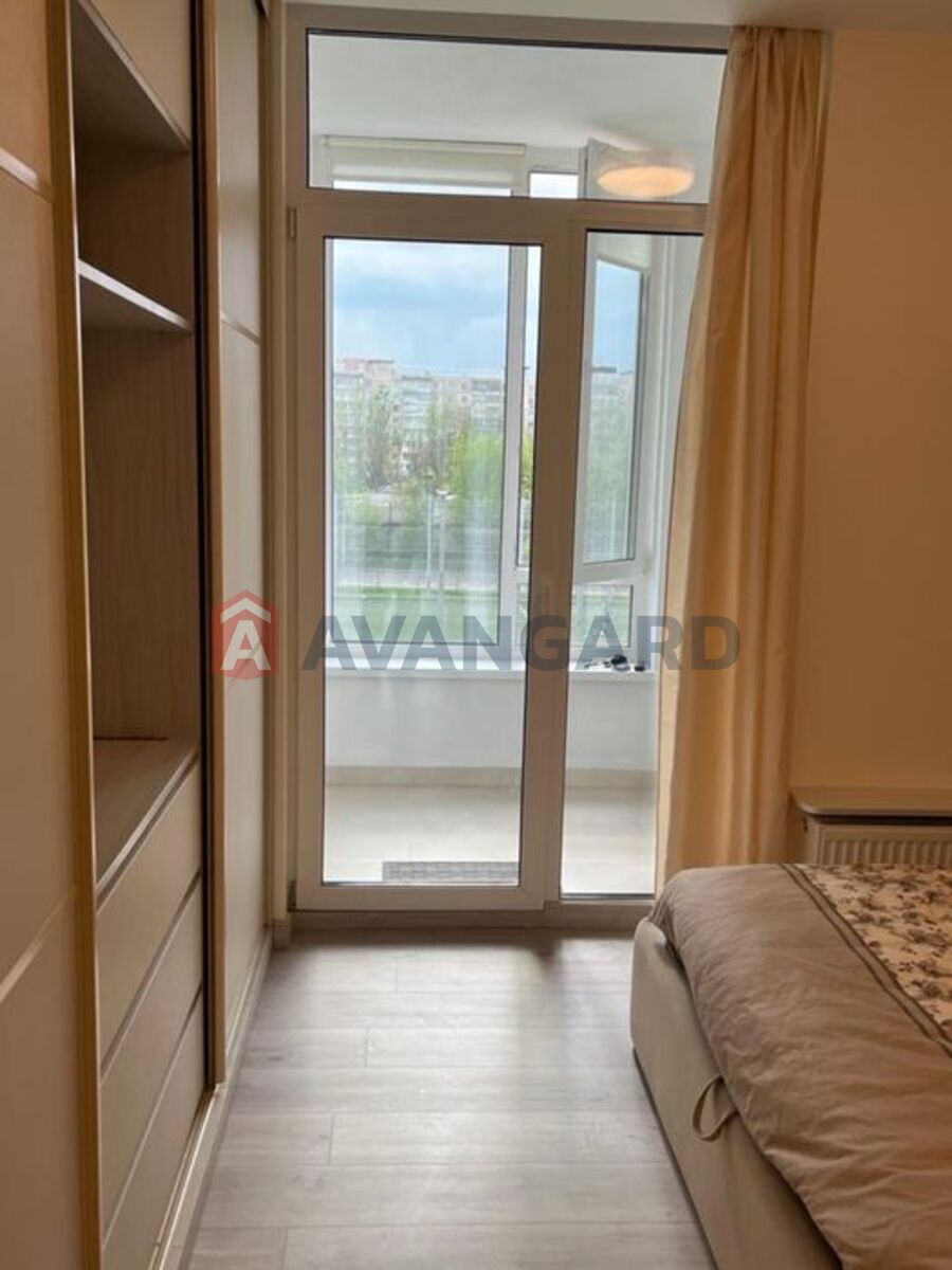 1 ��. ��������, 40/-/15 ��. �., 3/6 ������ ���� 6