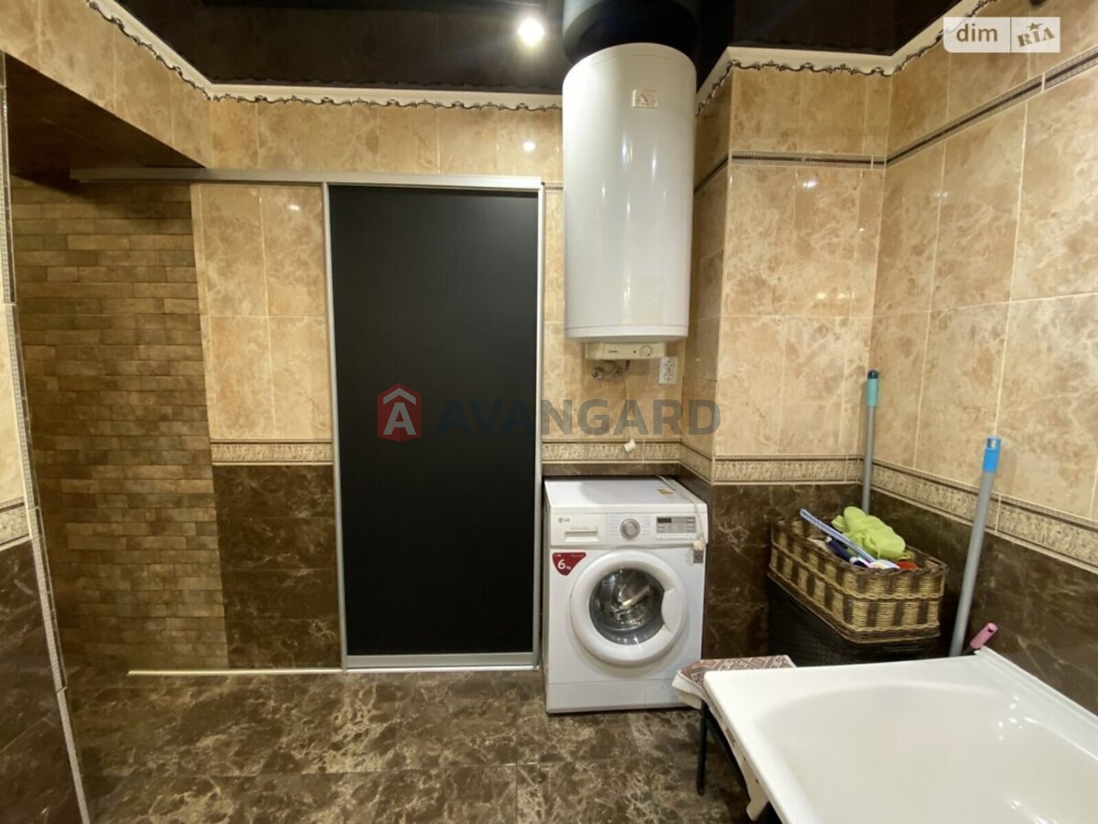 3 ��. ��������, 98/67/14 ��. �., 1/5 ������ ���� 20