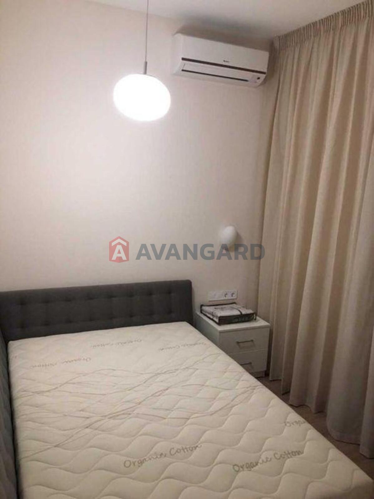 1 ��. ��������, 42/-/20 ��. �., 10/16 ������ ���� 8